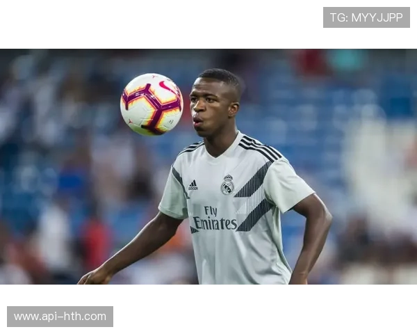 从青训到金靴:维尼修斯的崛起之路与皇马未来规划